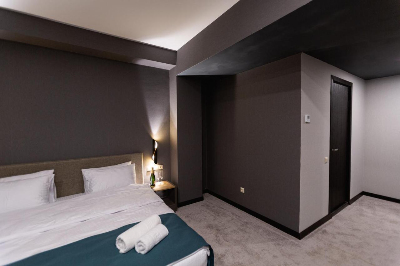 West Inn Georgia Kutaisi Exteriör bild