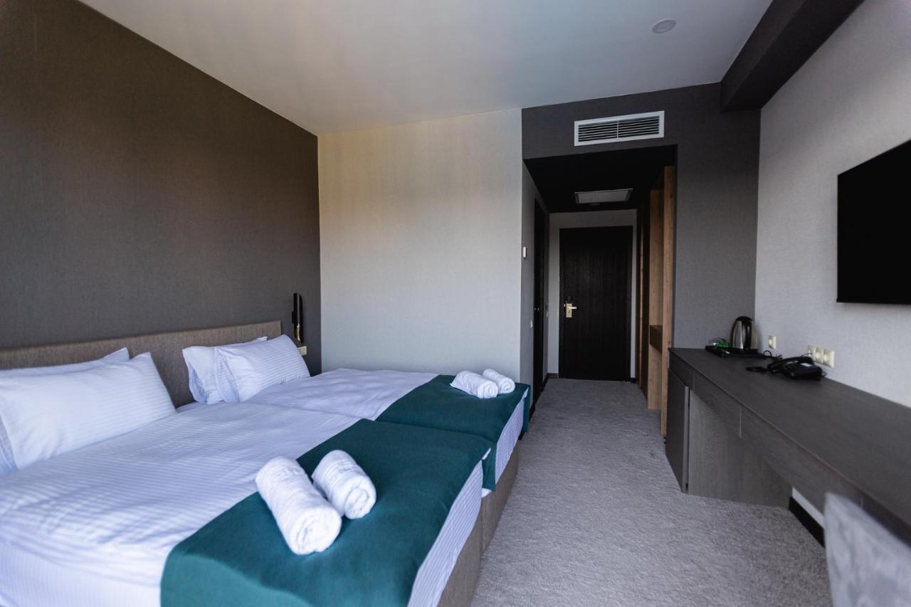 West Inn Georgia Kutaisi Exteriör bild