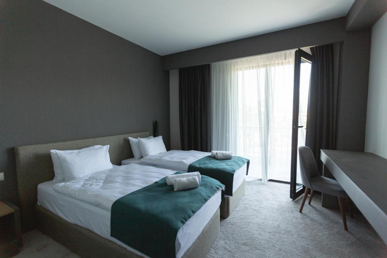 West Inn Georgia Kutaisi Exteriör bild